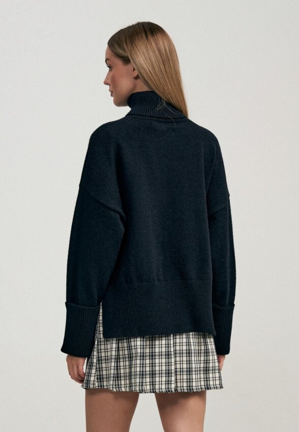 Водолазка Твое