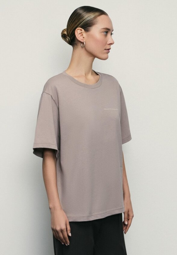 Футболка Zarina