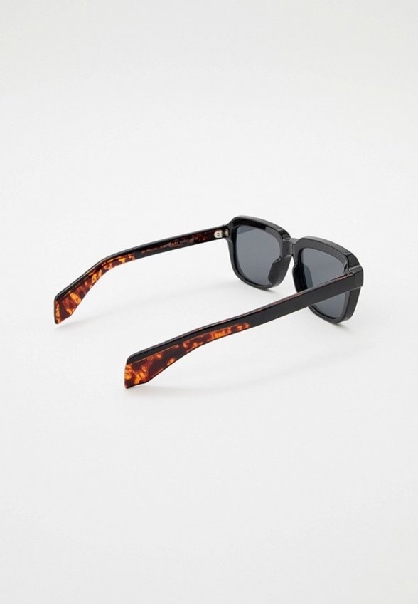 Очки солнцезащитные Vitacci