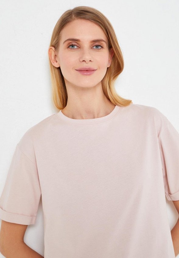 Футболка To Be Blossom