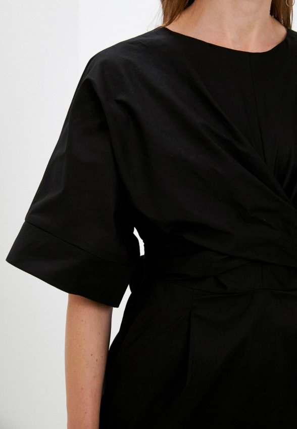 Платье Chic de Femme