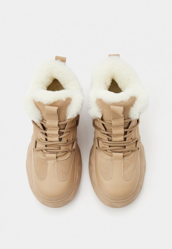 Кроссовки Founds