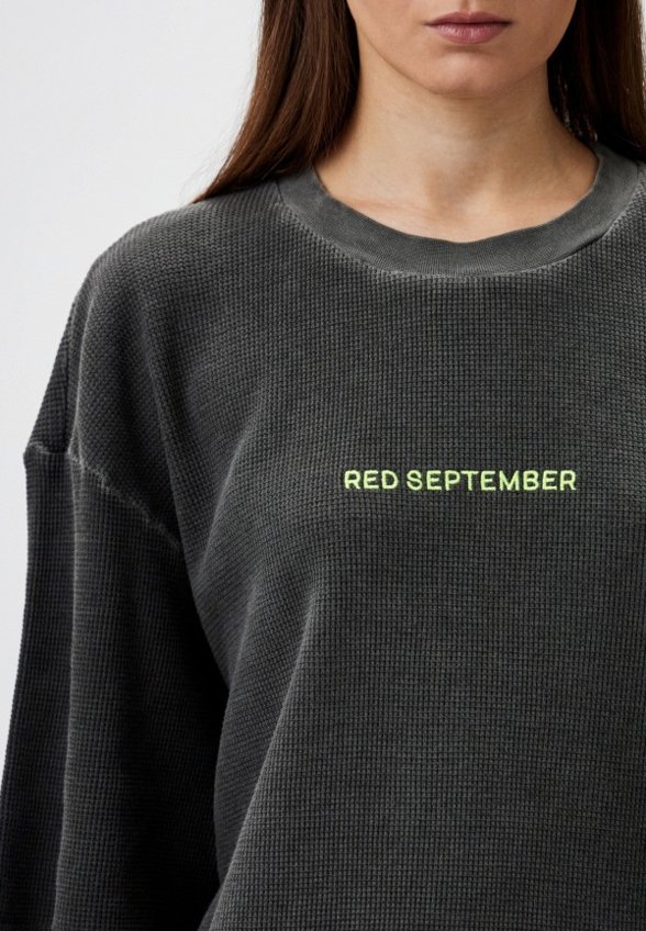 Футболка Red September