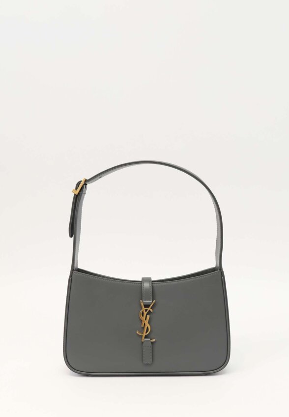 Saint Laurent Le 5 a 7