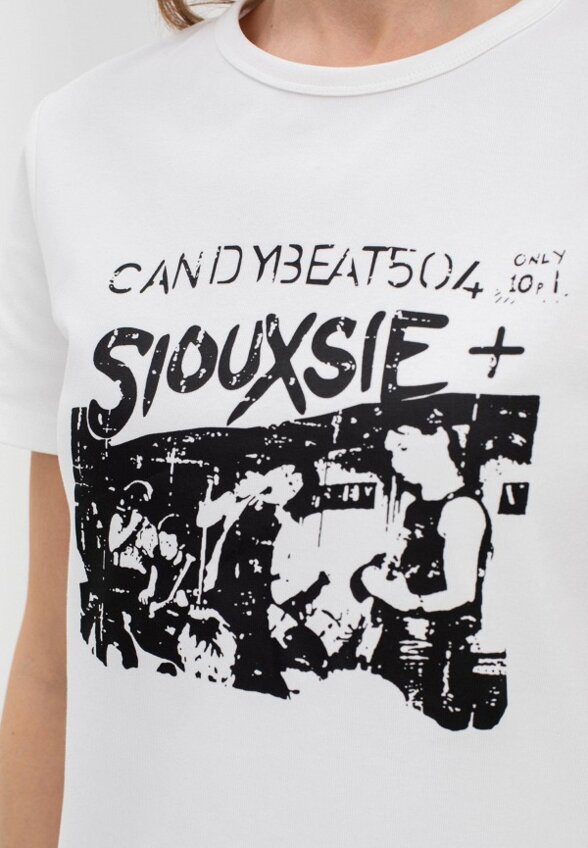 Футболка Savage