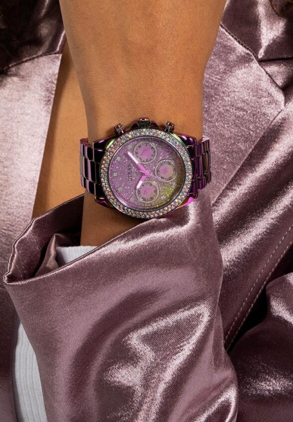 Часы Guess