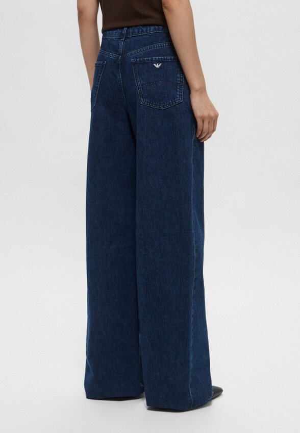 Джинсы Emporio Armani