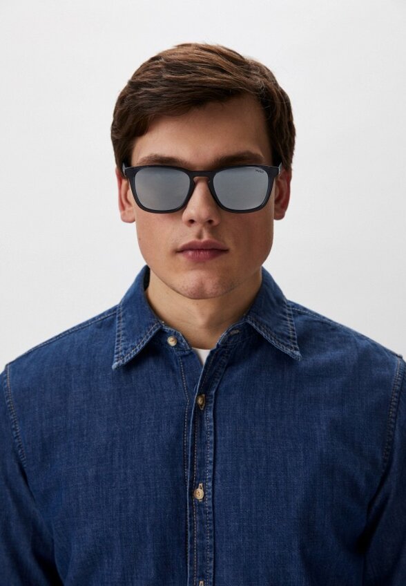 Очки солнцезащитные Hugo