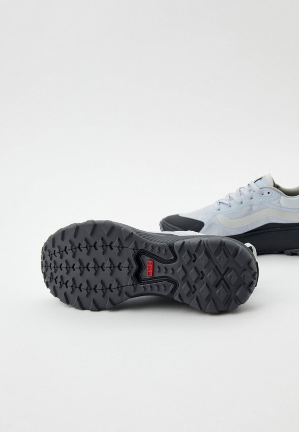 Кроссовки Vans