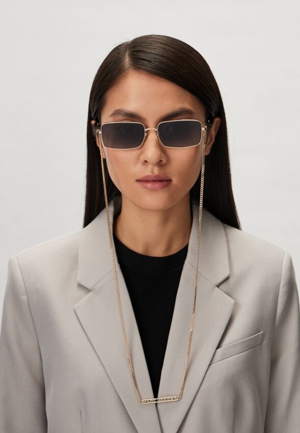 Очки солнцезащитные и цепочка Marc Jacobs