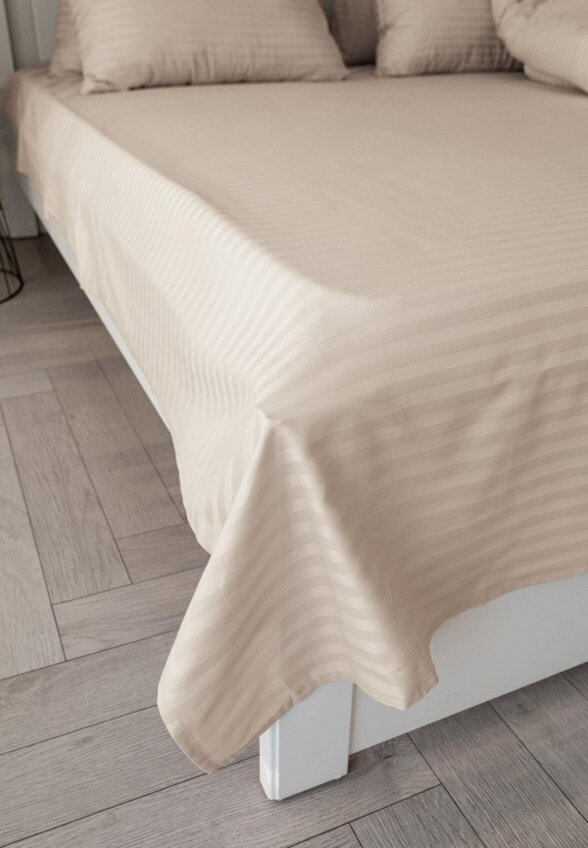 Простыня 1,5-спальная DeNastia