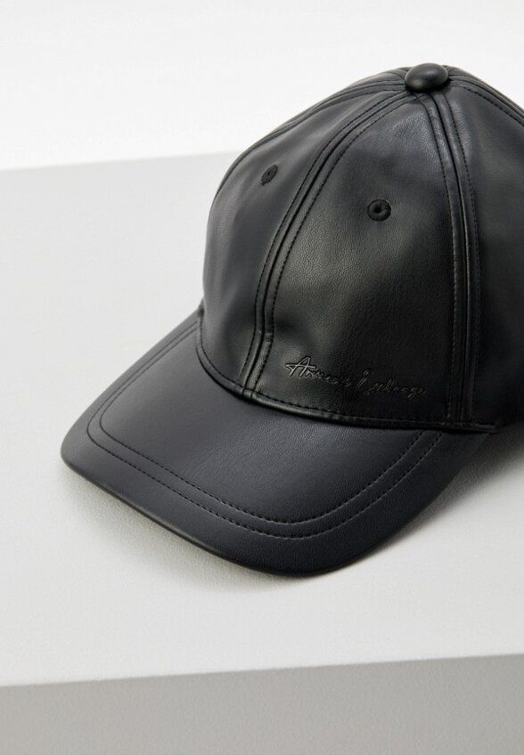 Бейсболка Armani Exchange