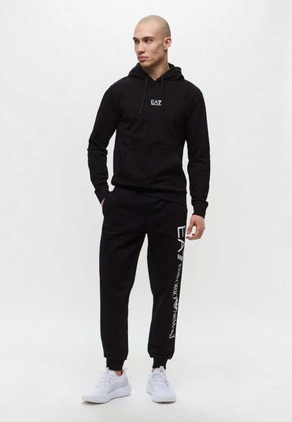 Худи EA7