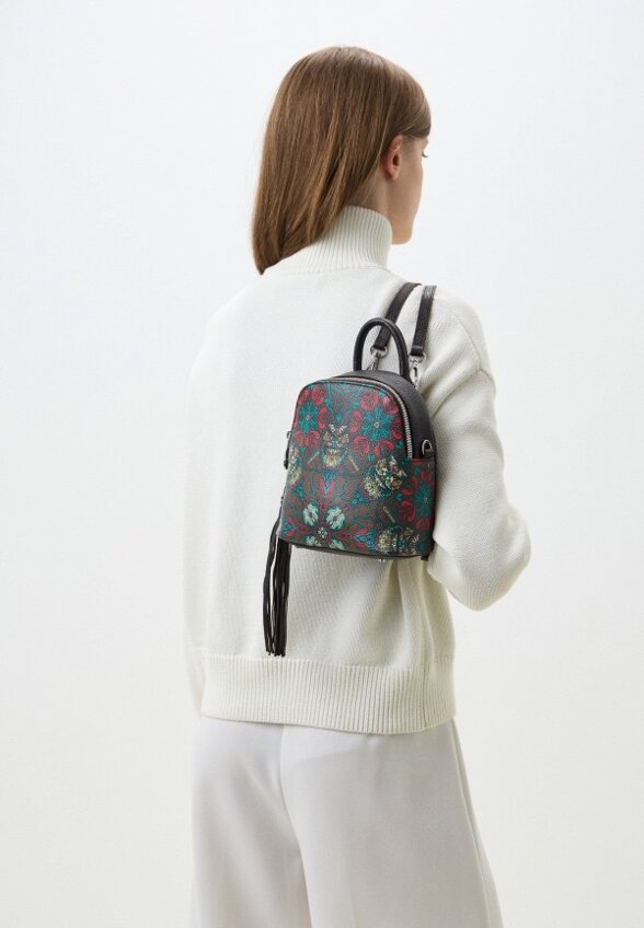 Рюкзак и брелок Curanni