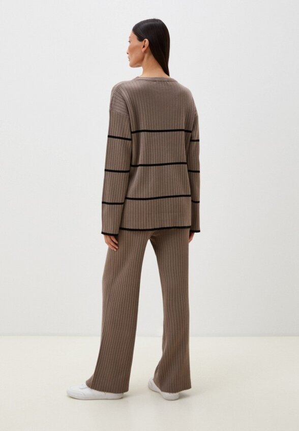 Костюм вязаный Aaquamarina