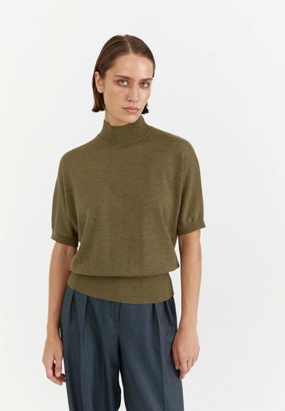 Водолазка M.Reason