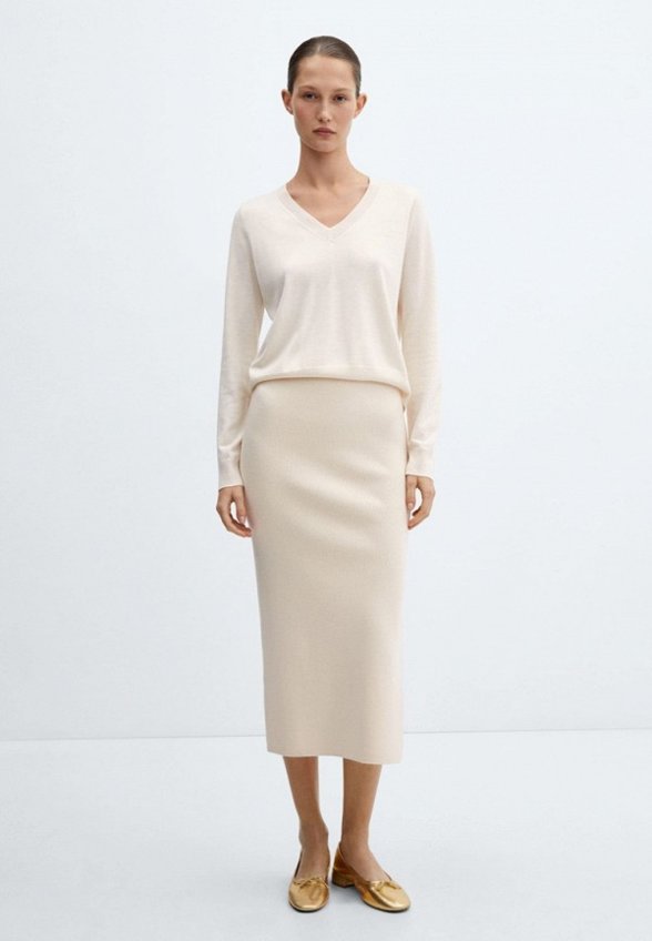 Пуловер Mango