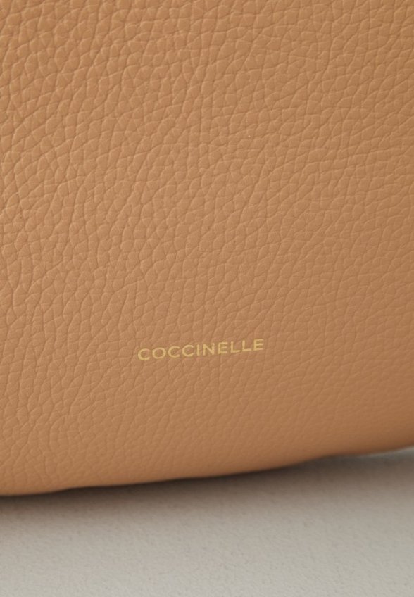 Сумка Coccinelle