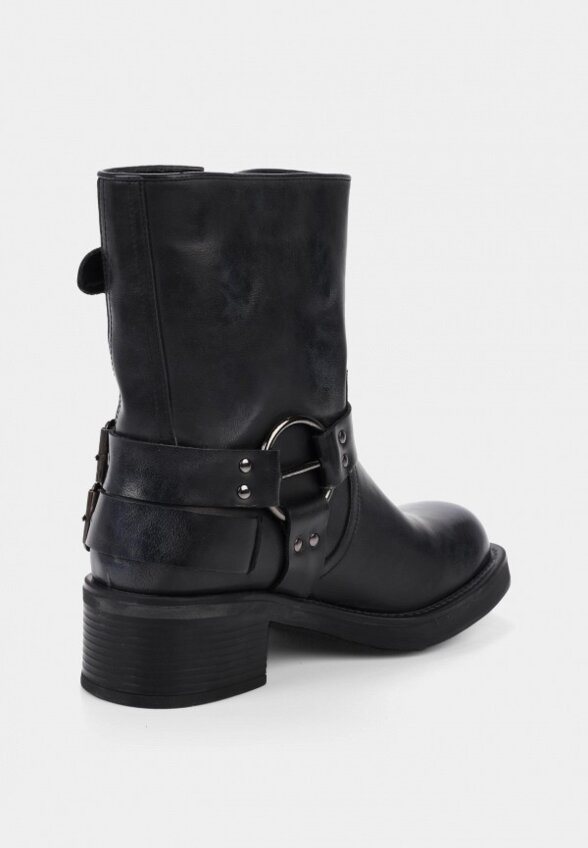 Полусапоги Llevv Group