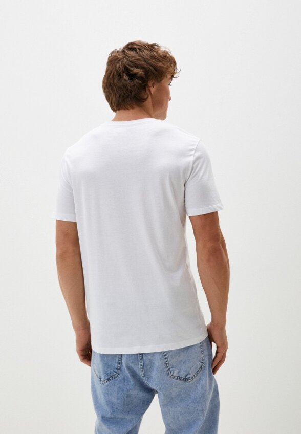 Футболка Colin's