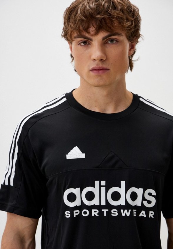 Футболка спортивная adidas