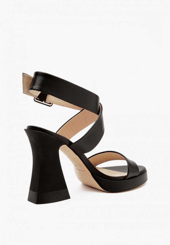 Босоножки Mascotte