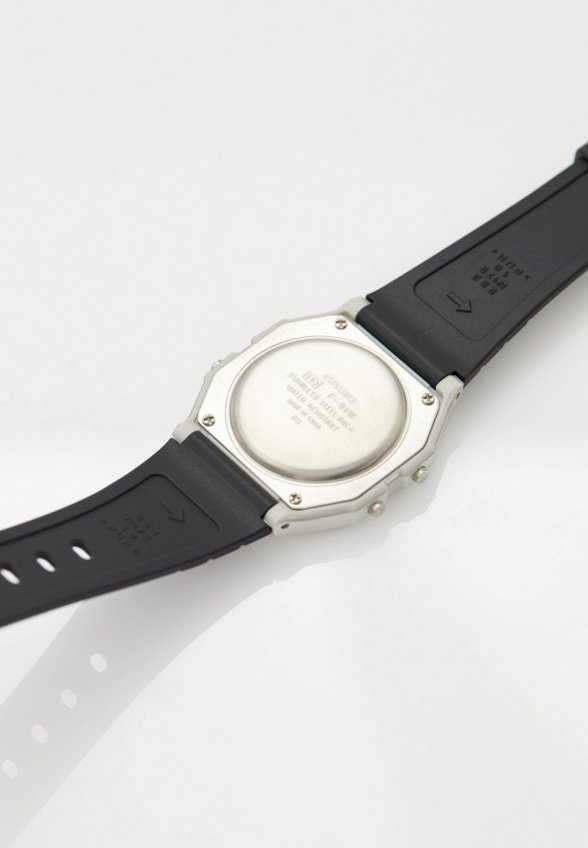 Часы Casio