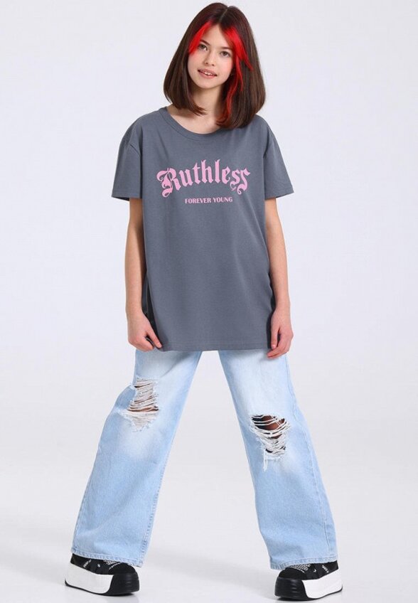 Футболка Апрель