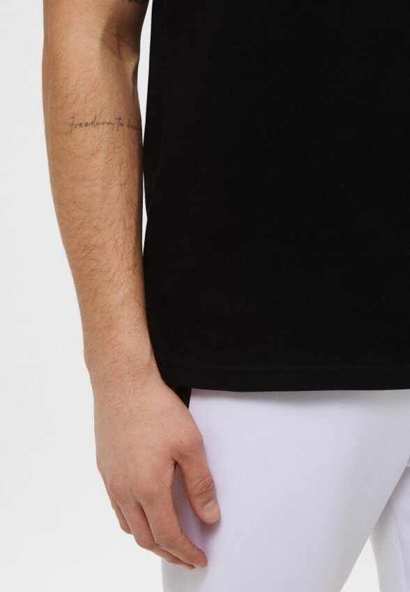 Майка Emporio Armani