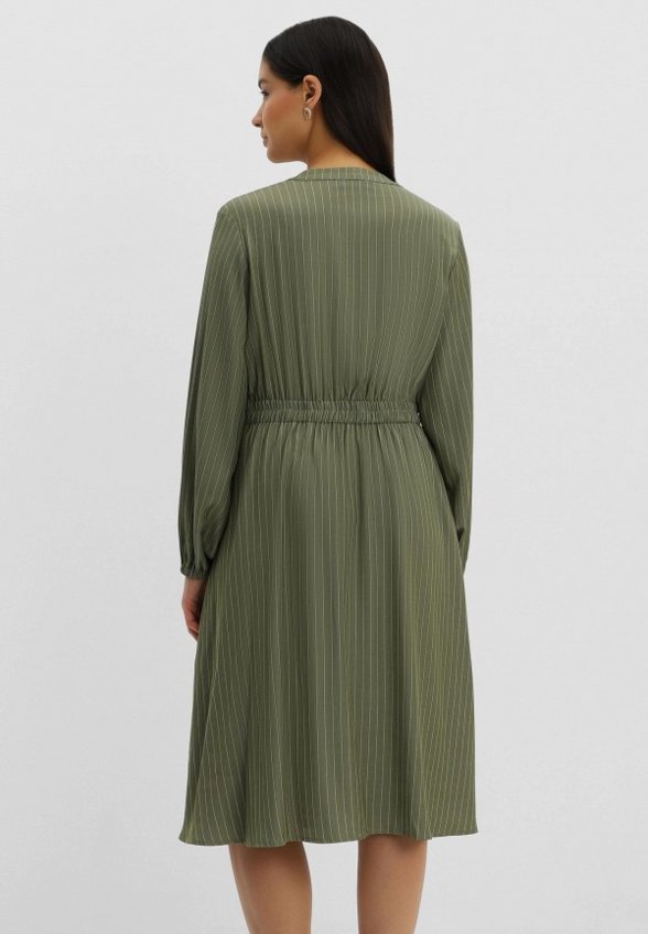 Платье Nominee