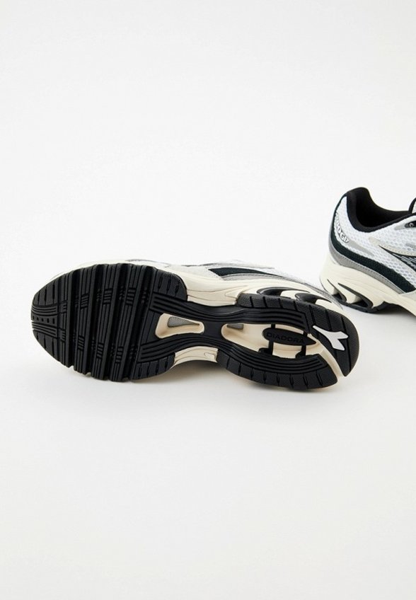 Кроссовки Diadora