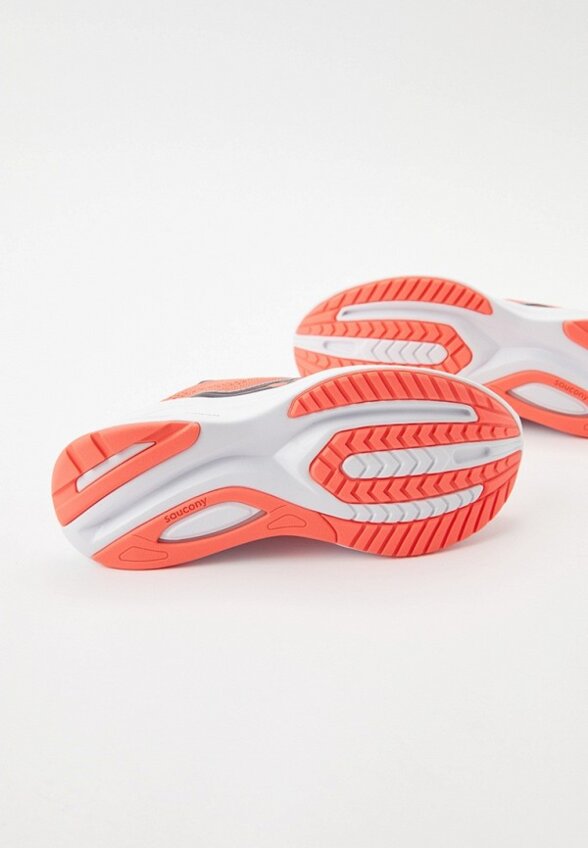 Кроссовки Saucony