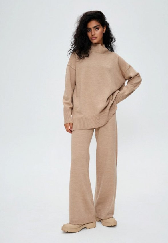 Свитер SashaOstrov