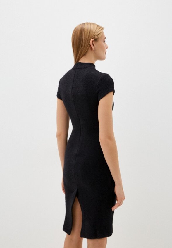 Платье MadaM T