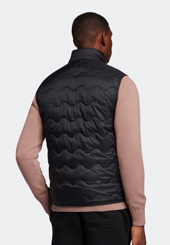 Жилет стеганый Lyle & Scott