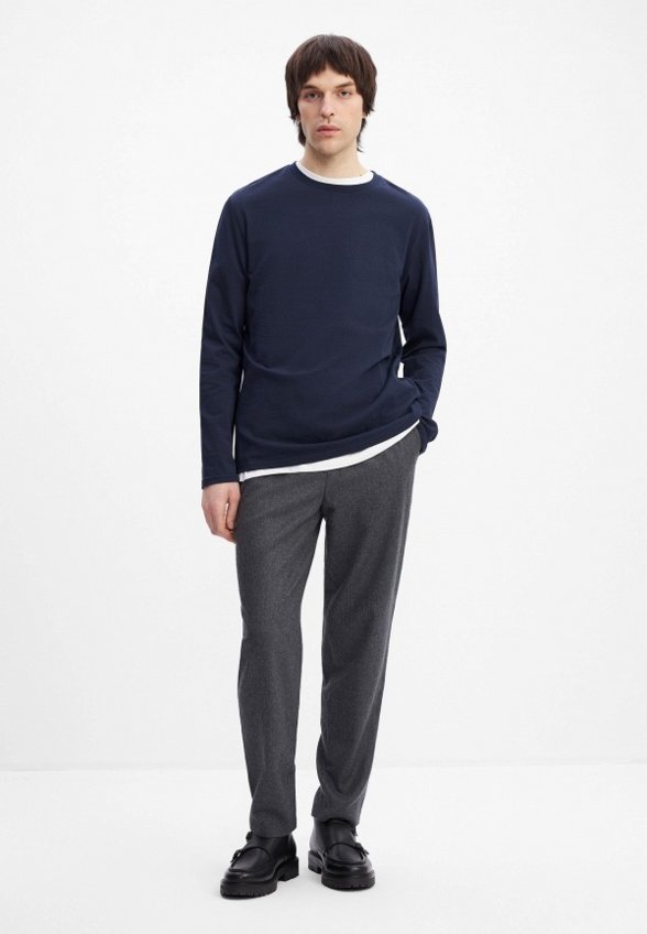 Лонгслив IDOL