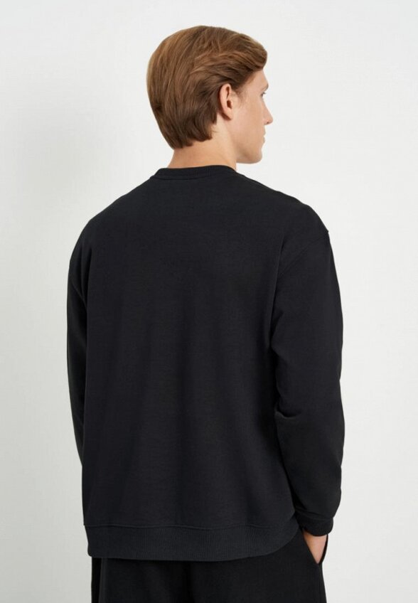 Свитшот Finn Flare