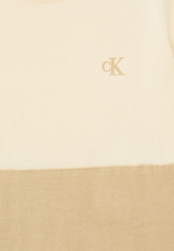 Футболка Calvin Klein Jeans