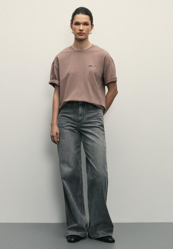 Футболка Zarina