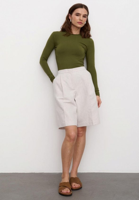 Лонгслив Moontrees