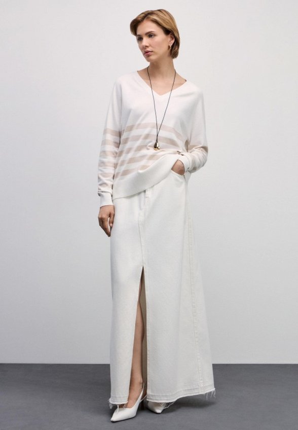 Пуловер Zarina