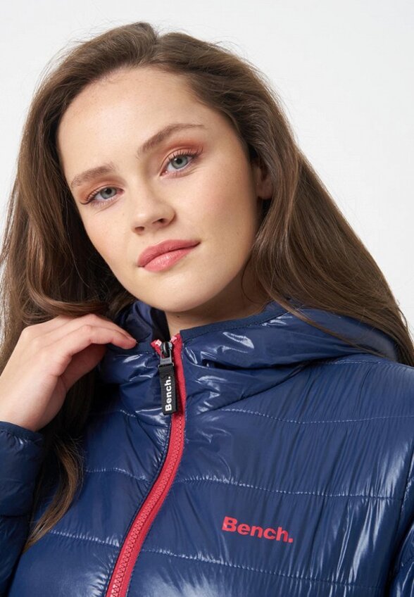 Пуховик Bench