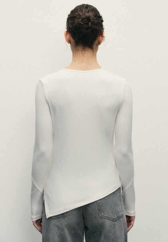 Лонгслив Zarina