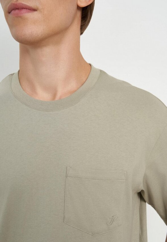 Футболка Finn Flare