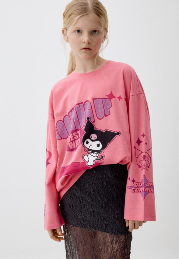 Лонгслив оверсайз с принтом Hello Kitty