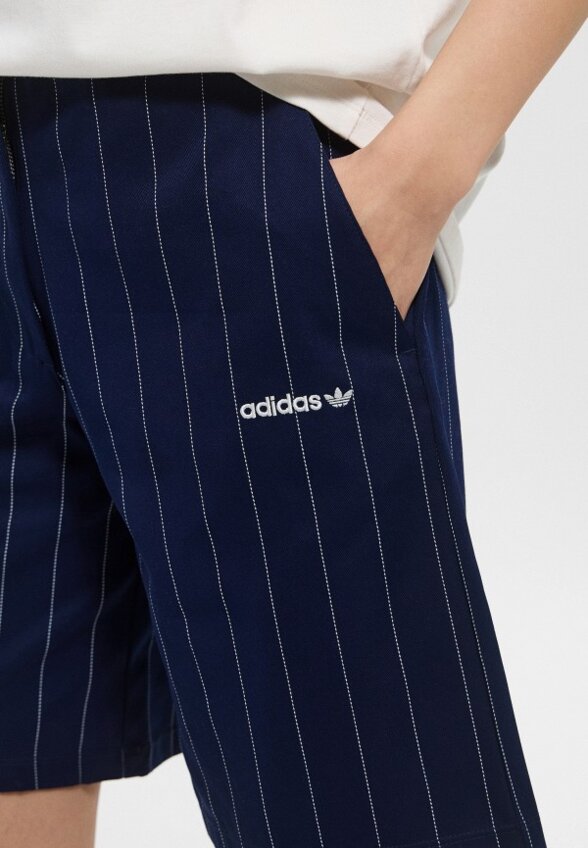 Шорты adidas Originals