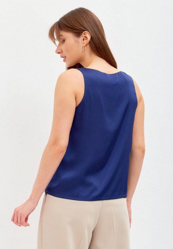 Топ Gabriel and Ester London