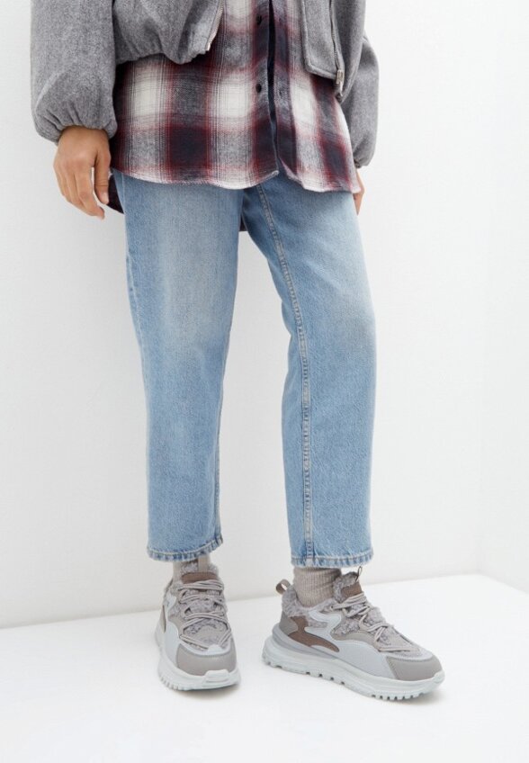 Кроссовки Escan