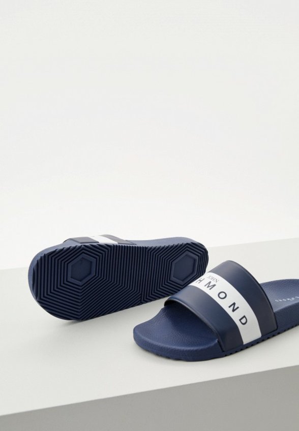 Сланцы John Richmond