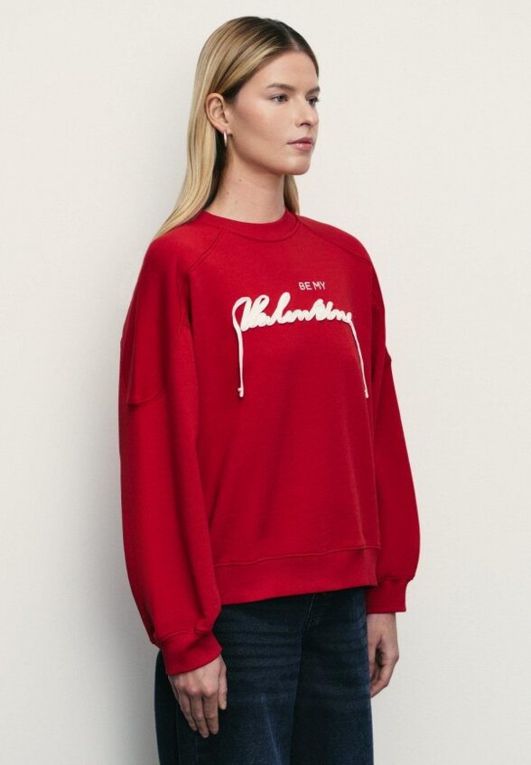 Свитшот Zarina